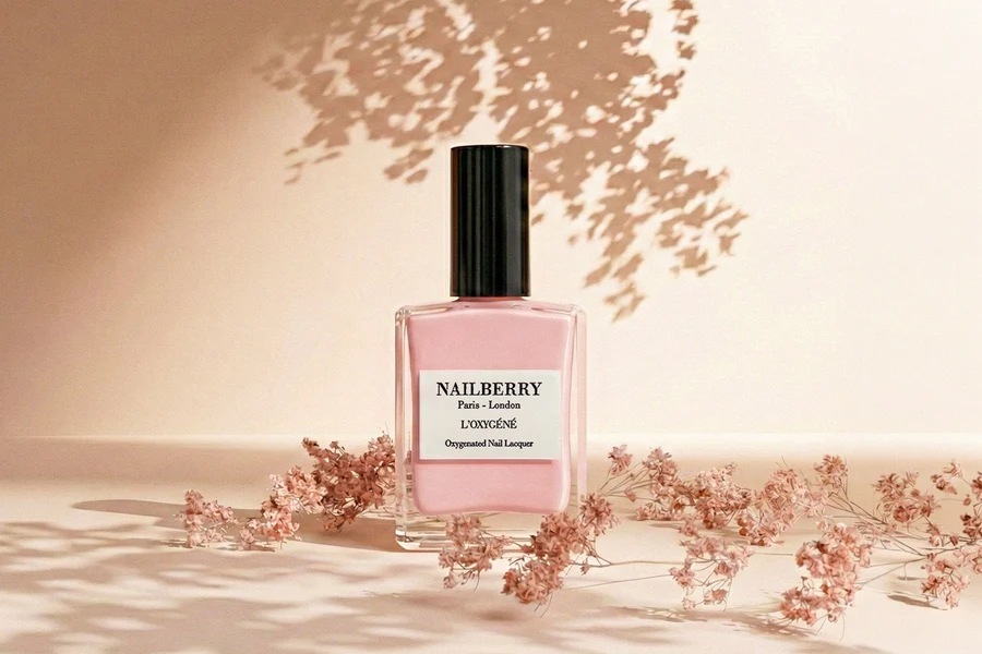 Paint Your Nails Healthy