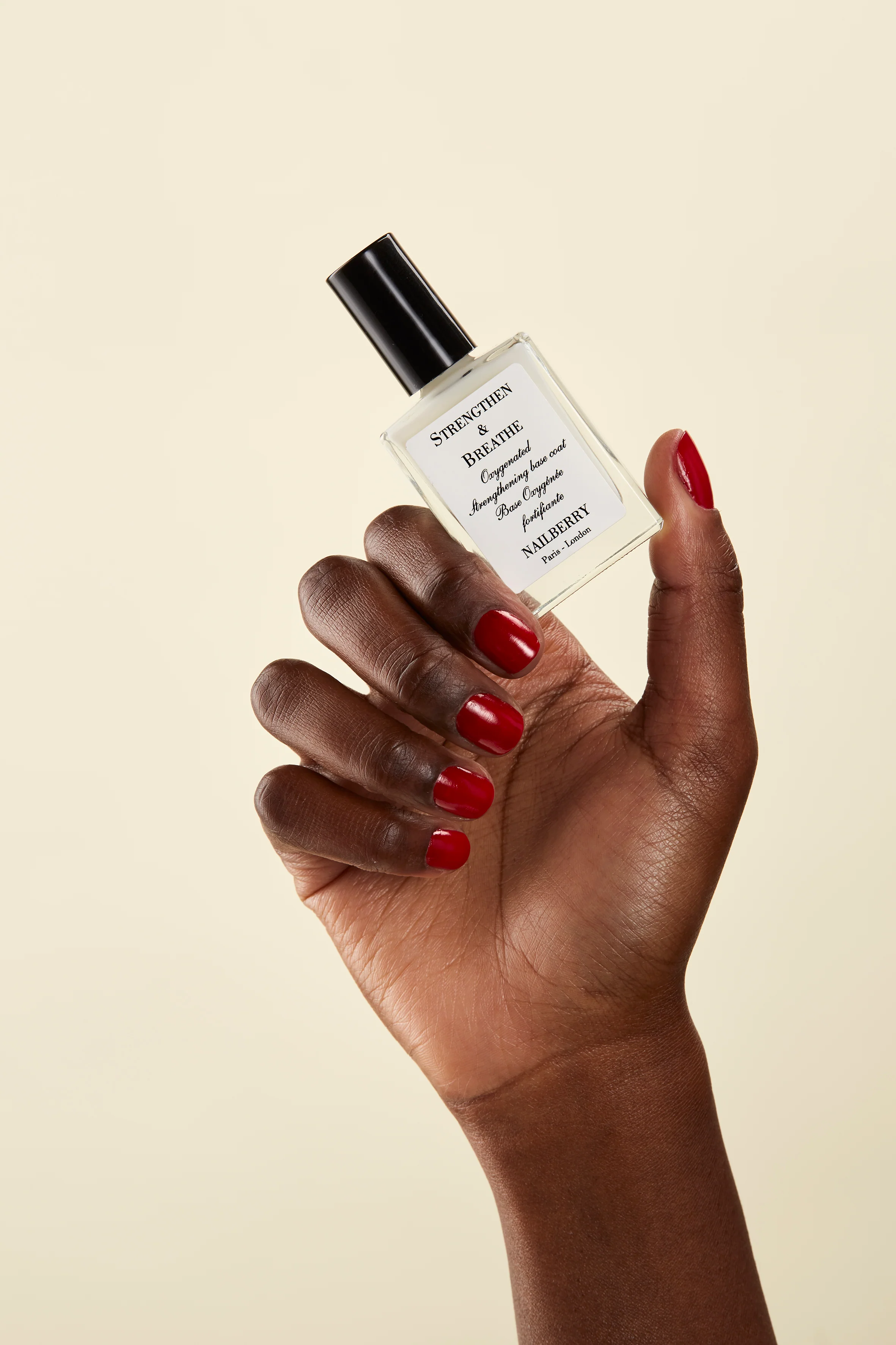 Strengthen & Breathe Oxygenated Base Coat and Nail Strengthener - Image 3